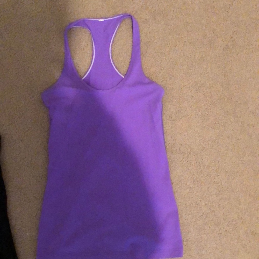 Lululemon tank
